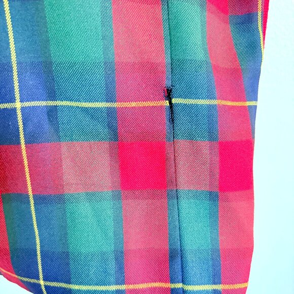 Vintage Tartan Plaid Worsted Wool Red Preppy Sweater Vest Size M - Picture 9 of 13